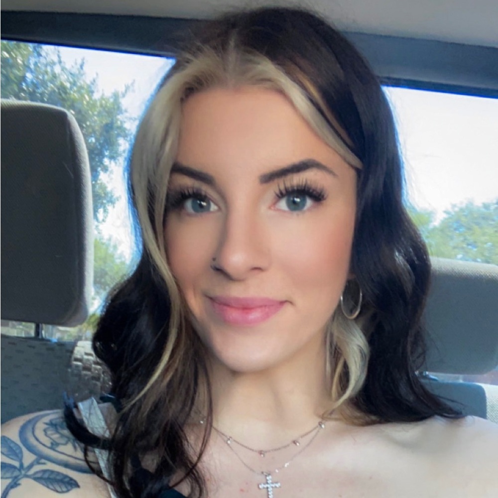 Meet your Posher, Kaeli